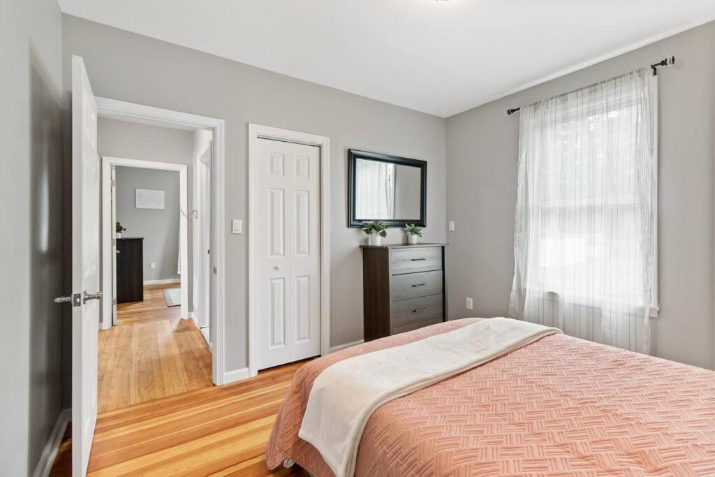 Stylish, Relaxing & Comfy 3 Bdr Home Брістоль Екстер'єр фото